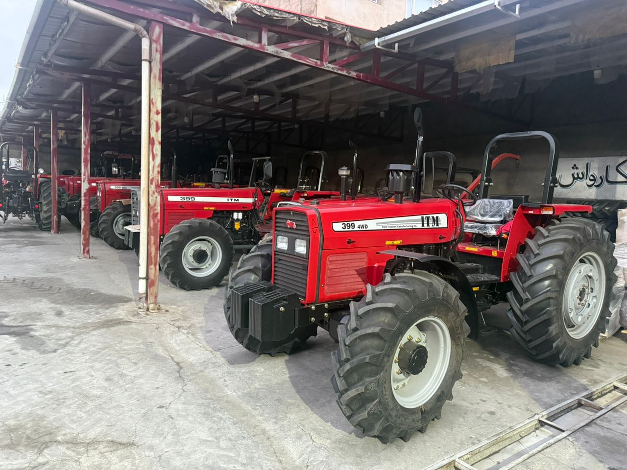 نمایشگاه تراکتور و ادوات کشاورزی متین در اردبیل